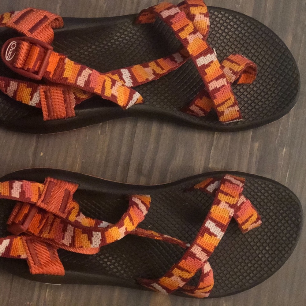 Chacos!